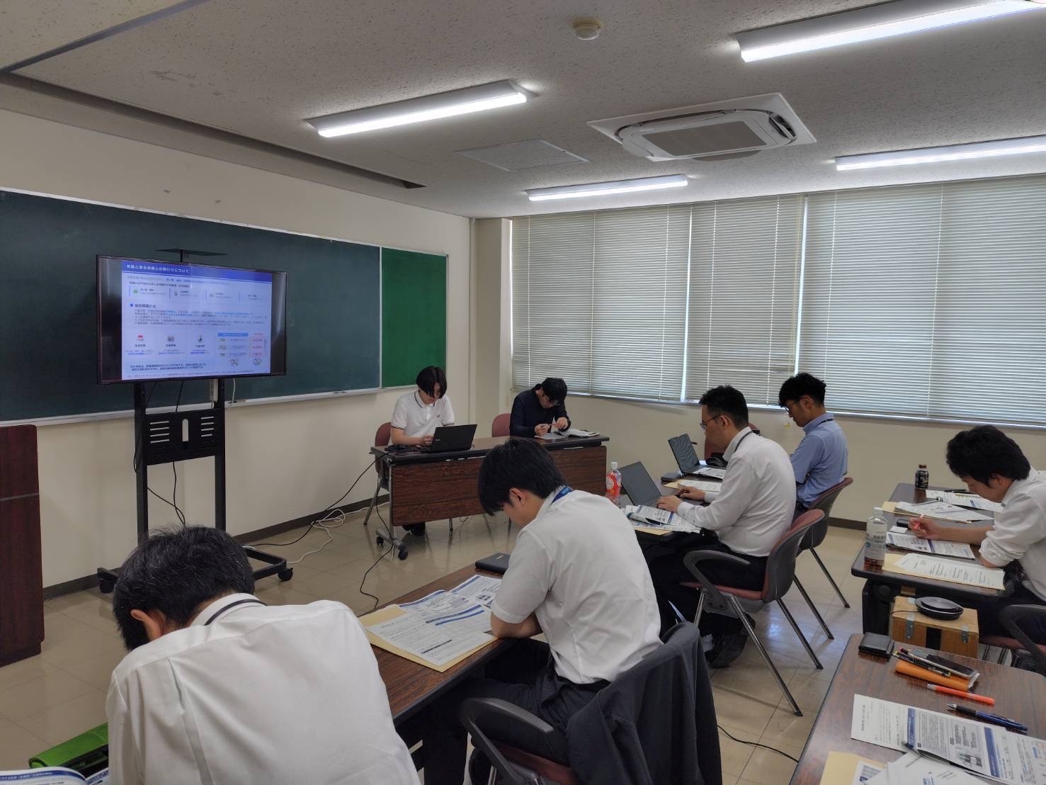 山口県自治体交通担当者研修会の様子